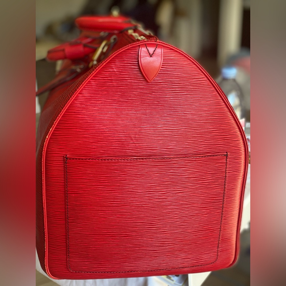 LOUIS VUITTON 'KEEPALL 60' RED EPI DUFFLE BAG - Picture 4 of 15